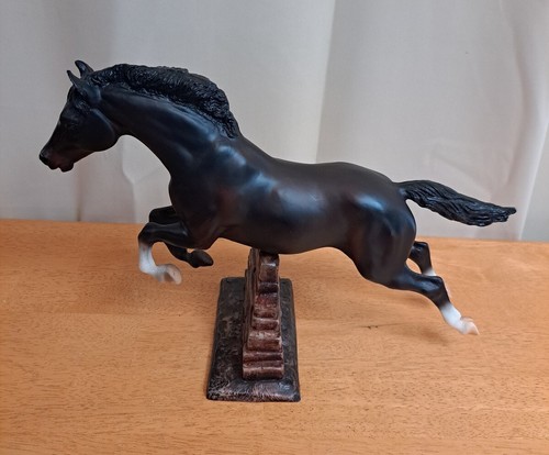 Breyer 886 starlight jumping - breyer,