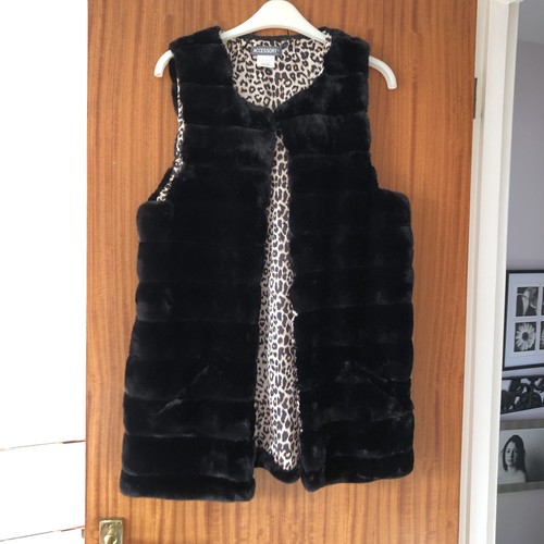 Black faux fur - faux, gilet