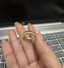 18k Saudi Gold Women’s Ring