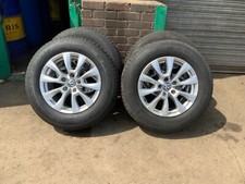 VW Amarok Wheels + Tyres X4: 235/65/R17 100V Goodyear Eagle F1 AT  X4: 8Jx17H2