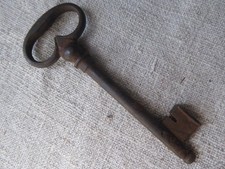 Large old french key - large,