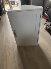 wall-mounted corner cabinets