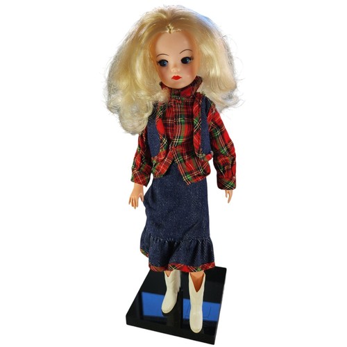 Vintage pedigree sindy - pedigree, doll