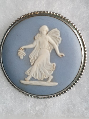 Vintage 1968 wedgewood blue - wedgewood,