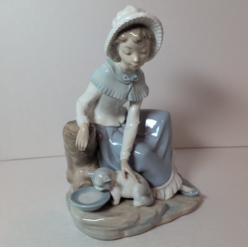 Lladro porcelain figurine - lladro,