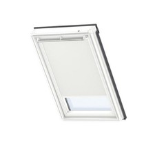 Blackout Blind White Roof 114