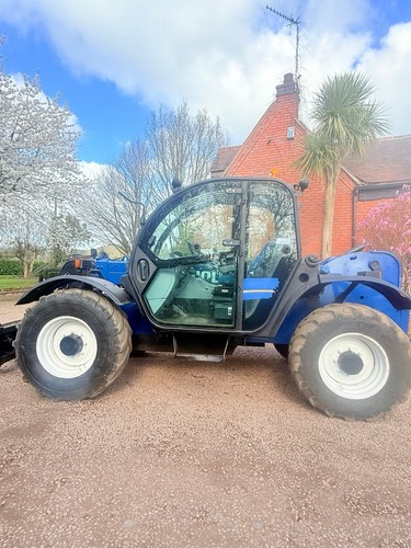 New holland agri lm7 - holland,