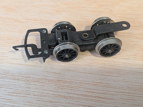 Hornby x416b b12 class front - hornby,
