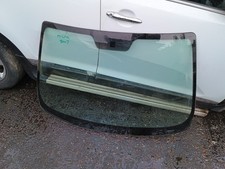 NISSAN MICRA K12 2003 FRONT WINDOW GLASS WINDSCREEN WINDSHIELD