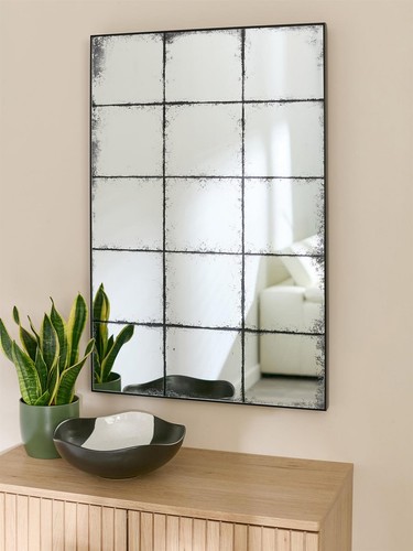 Vintage style window pane - style,