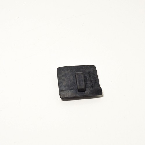 Bmw e31 vacuum cap - 8,