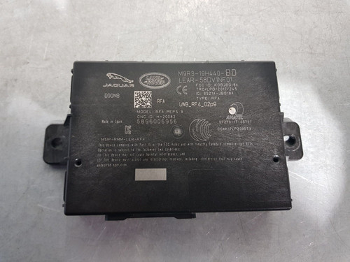 Land rover defender l663 - 90,