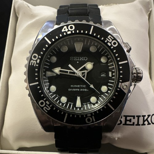 Seiko kinetic divers 200 - seiko, date