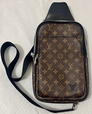 Louis Vuitton Avenue PM Sling