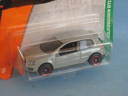 Matchbox volkswagen golf v - matchbox,