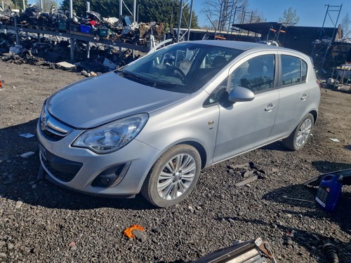 Vauxhall corsa 2013 4l - corsa, 1.4l