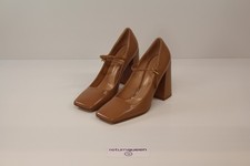 Gianvito Rossi Women's Tan and