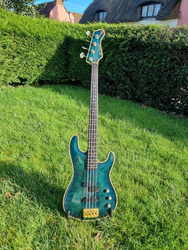 Valley arts series - m, bass