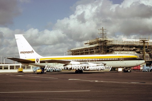 Monarch airlines boeing - monarch,