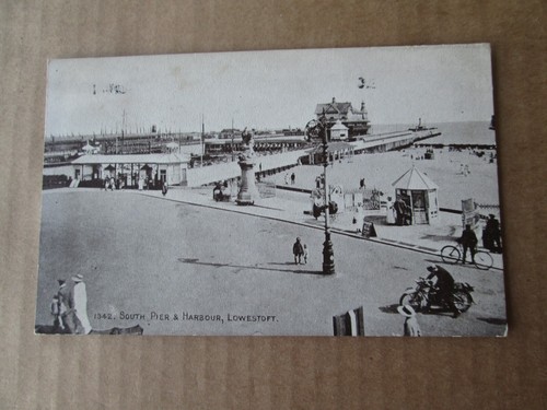Lowestoft south pier - lowestoft,,