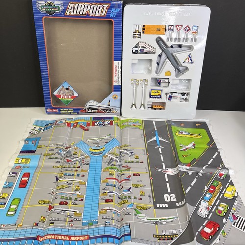 Vtg realtoy united airlines - realtoy,