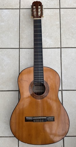 Honer accoustic guitar - mg-06,