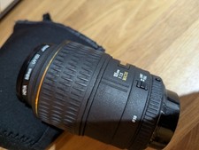 Sigma 105mm f/2.8 EX Macro