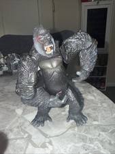 Universal Studios King Kong Gorilla 6” Battle Damage Figure (2005 Playmate Toys)