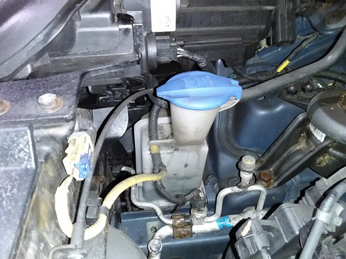 Washer bottle kia sportage - washer,