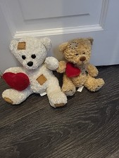 Two small valentines - day, bears
