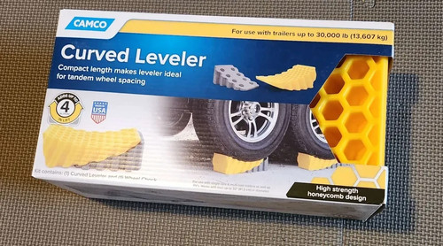 Camco 44423 curved leveler - camco,