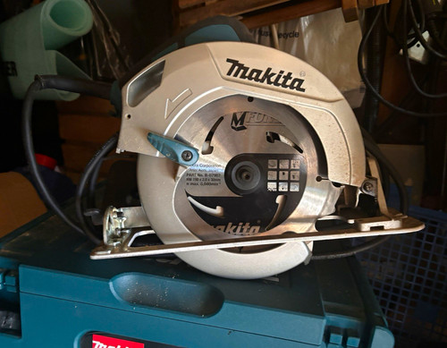 Makita hs7601j 190mm corded - hs7601j,