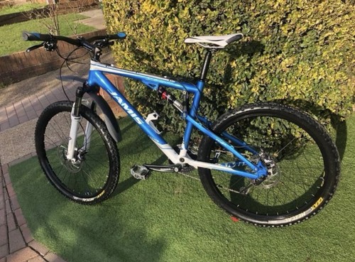 Jamis dakar camp bicycle 19 - dakar,