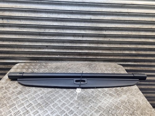 Mercedes parcel shelf load - mercedes,