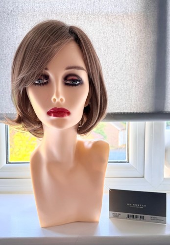 Raquel welch wig in - raquel,