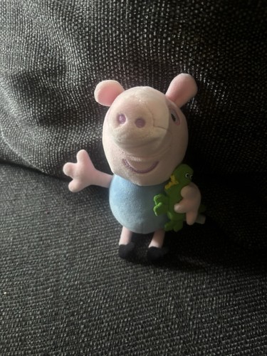 Small peppa pig - peppa,