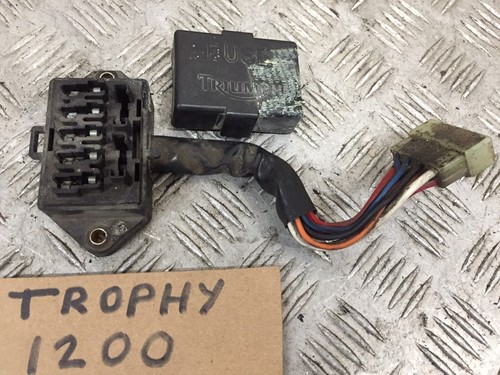 Triumph trophy 1200 fuse - fuse, box