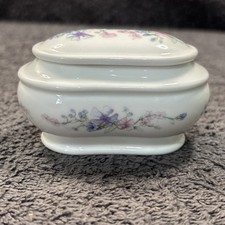 Rare Wedgwood Kidney shaped "Angela" Trinket pot with Lid 1980