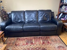 Natuzzi Leather Sofa , 3 Seater And X2 1 Seater Chairs 1 With Recliner
