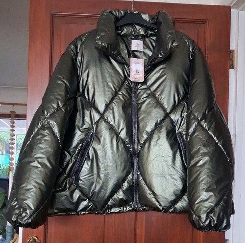 Bnwt size metallic green - 20,