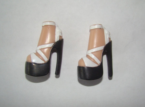 Bratz doll clothes - doll,