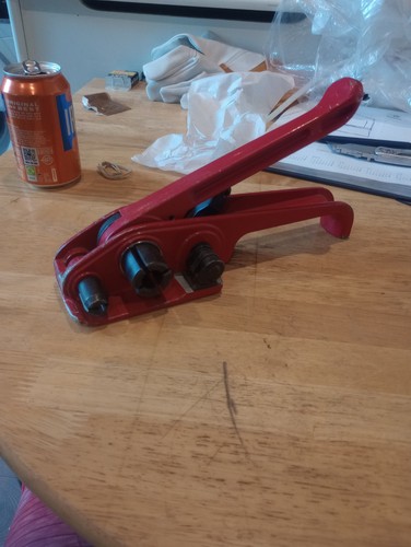 Manual tape strapping - manual,