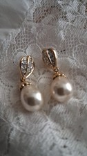 vintage faux pearl & rhinestone pierced earrings  Gorgeous