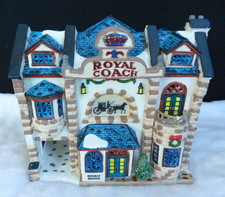 Lemax  'Hearthside Royal Coach Inn' No 05452 - 2000 Retired -Unboxed - VGC