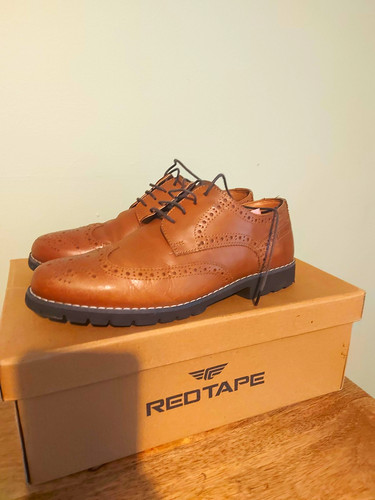 Red tape wesley tan - tape, leather