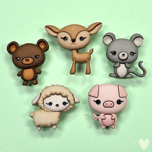 Dress buttons animal - up,