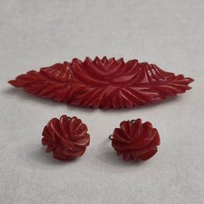 Vintage Bakelite Jewelry 1940s