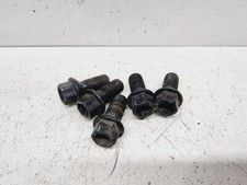 Mercedes-Benz E W212 2013 Nuts