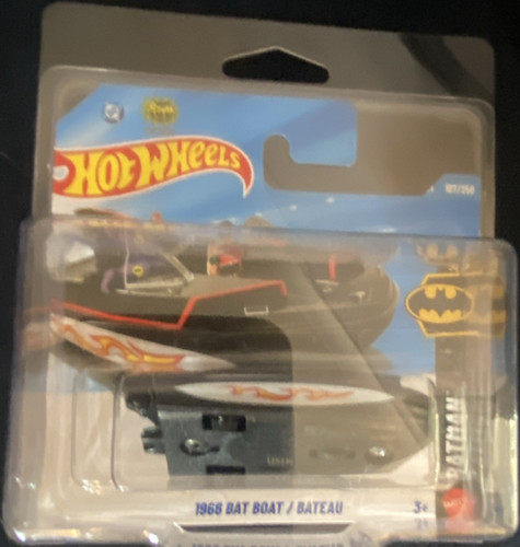 Hot wheels batman 1966 batboat - batman,