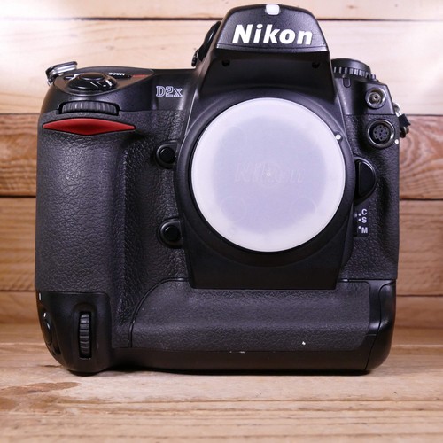 Used nikon d2x camera - used,